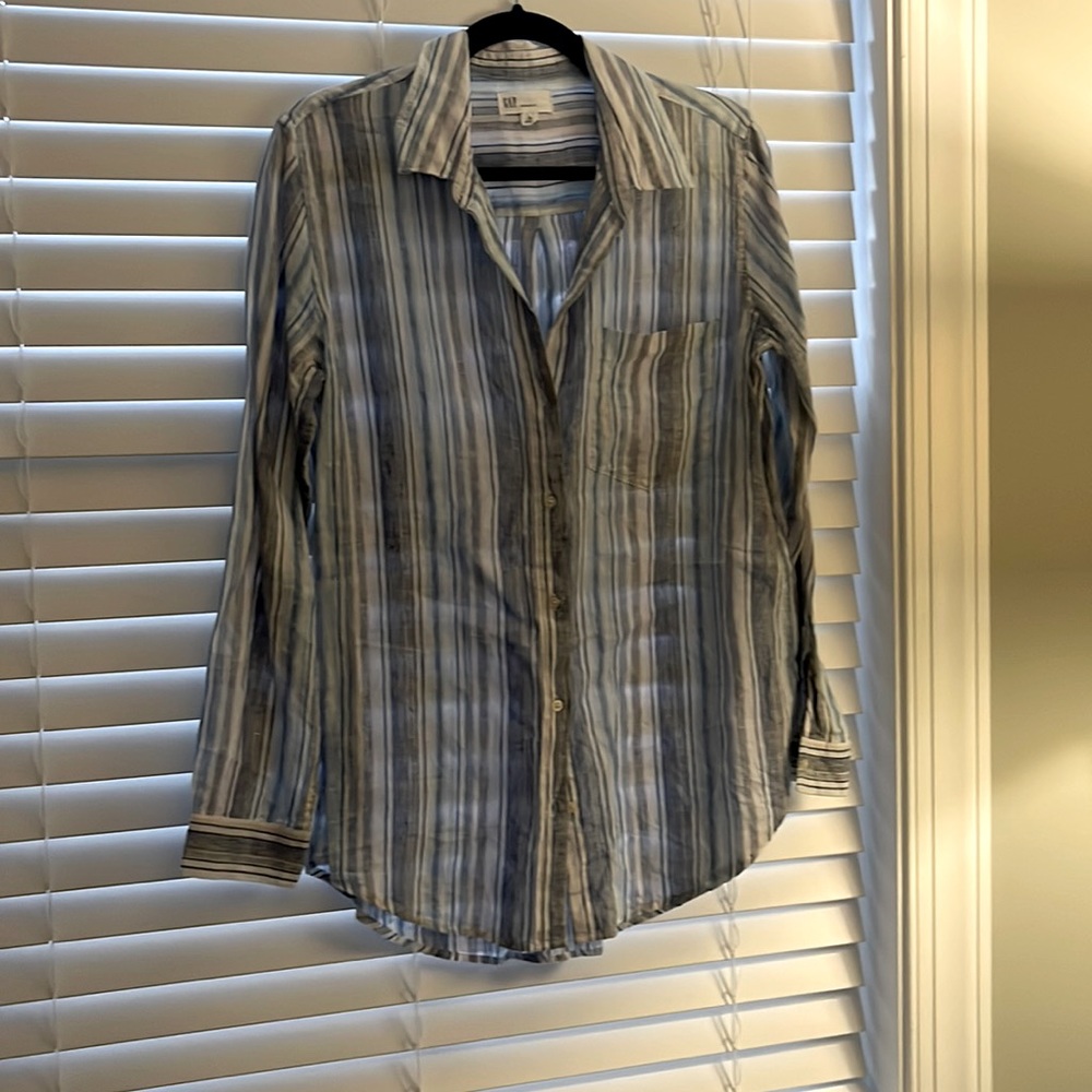 Gap Boyfriend Fit Flowy Shirt